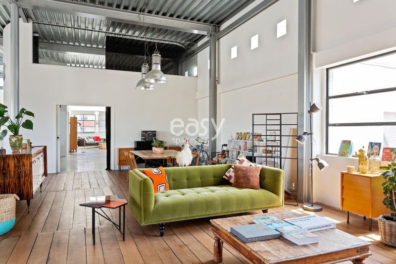 filming location in the city of Paris within department 75 in the Île-de-France region